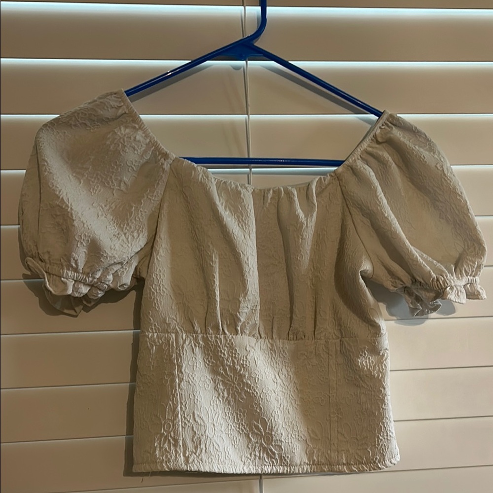 Art Class Cream Fitted Ruffled Blouse